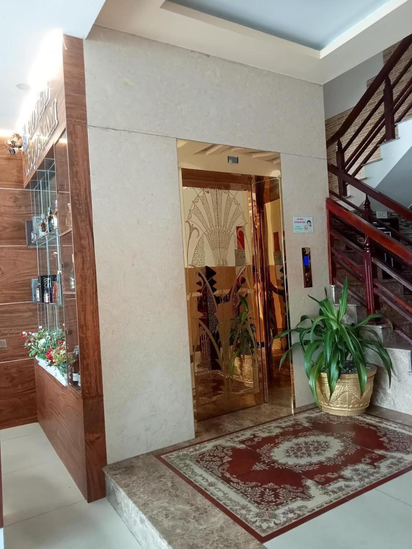 Ngoc Nam Hotel Ham Tan Exteriör bild
