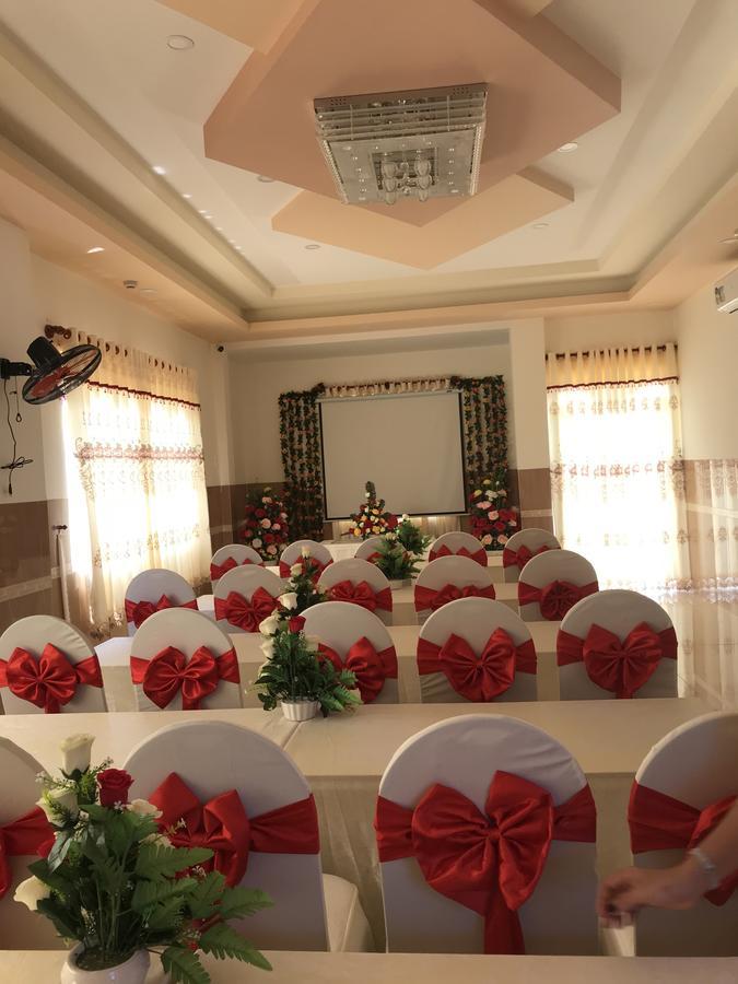 Ngoc Nam Hotel Ham Tan Exteriör bild